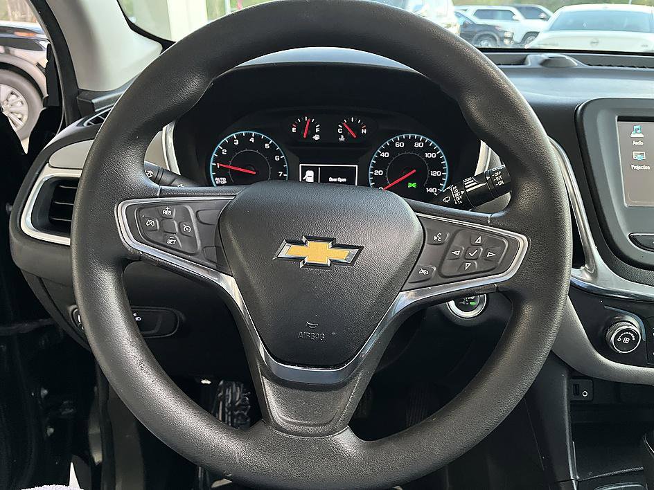 Used 2018 Chevrolet Equinox LS image 17