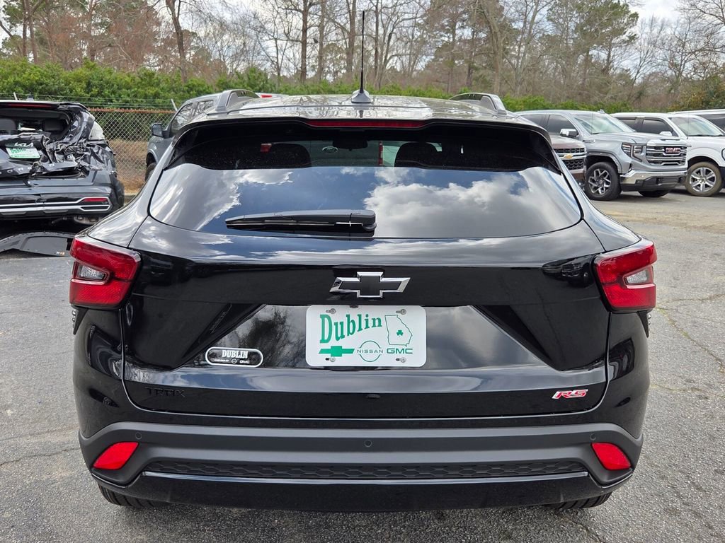 New 2026 Chevrolet Trax RS w/ Sunroof Package image 11
