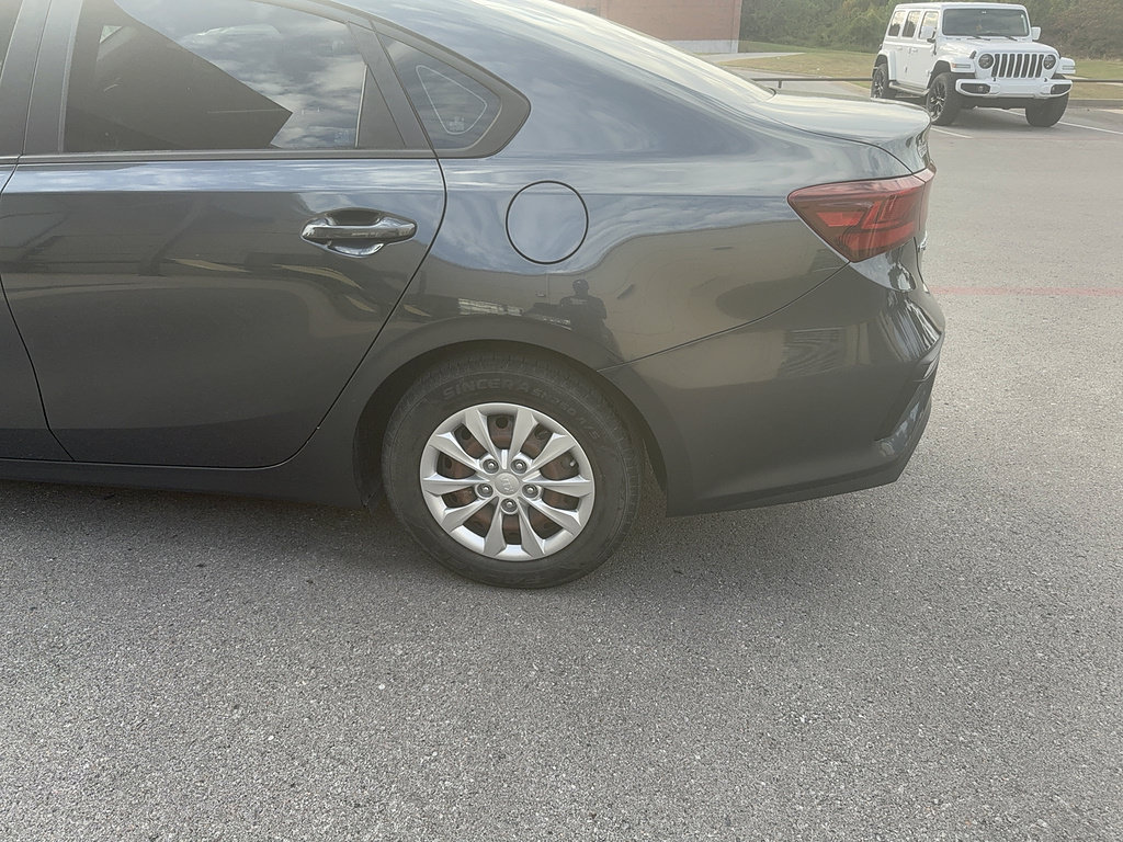 Used 2020 Kia Forte Sedan FWD image 10