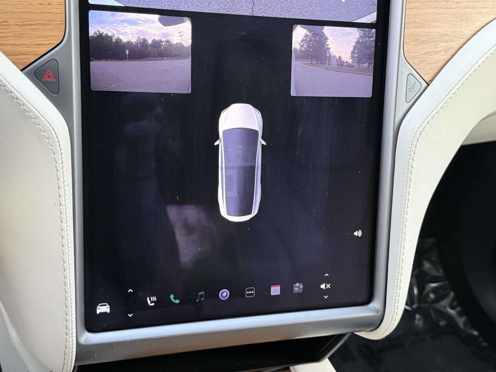 Used 2018 Tesla Model X 75D AWD/4WD image 22