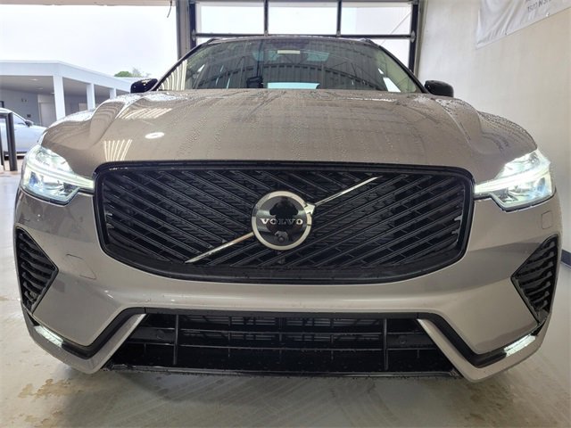 New 2026 Volvo XC60 B5 Plus w/ Protection Package Premier image 14