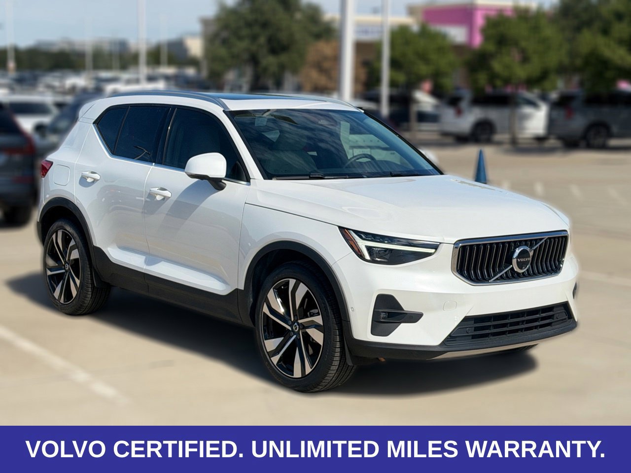 Certified 2024 Volvo XC40 B5 Ultimate w/ Protection Package Premier AWD/4WD image 8