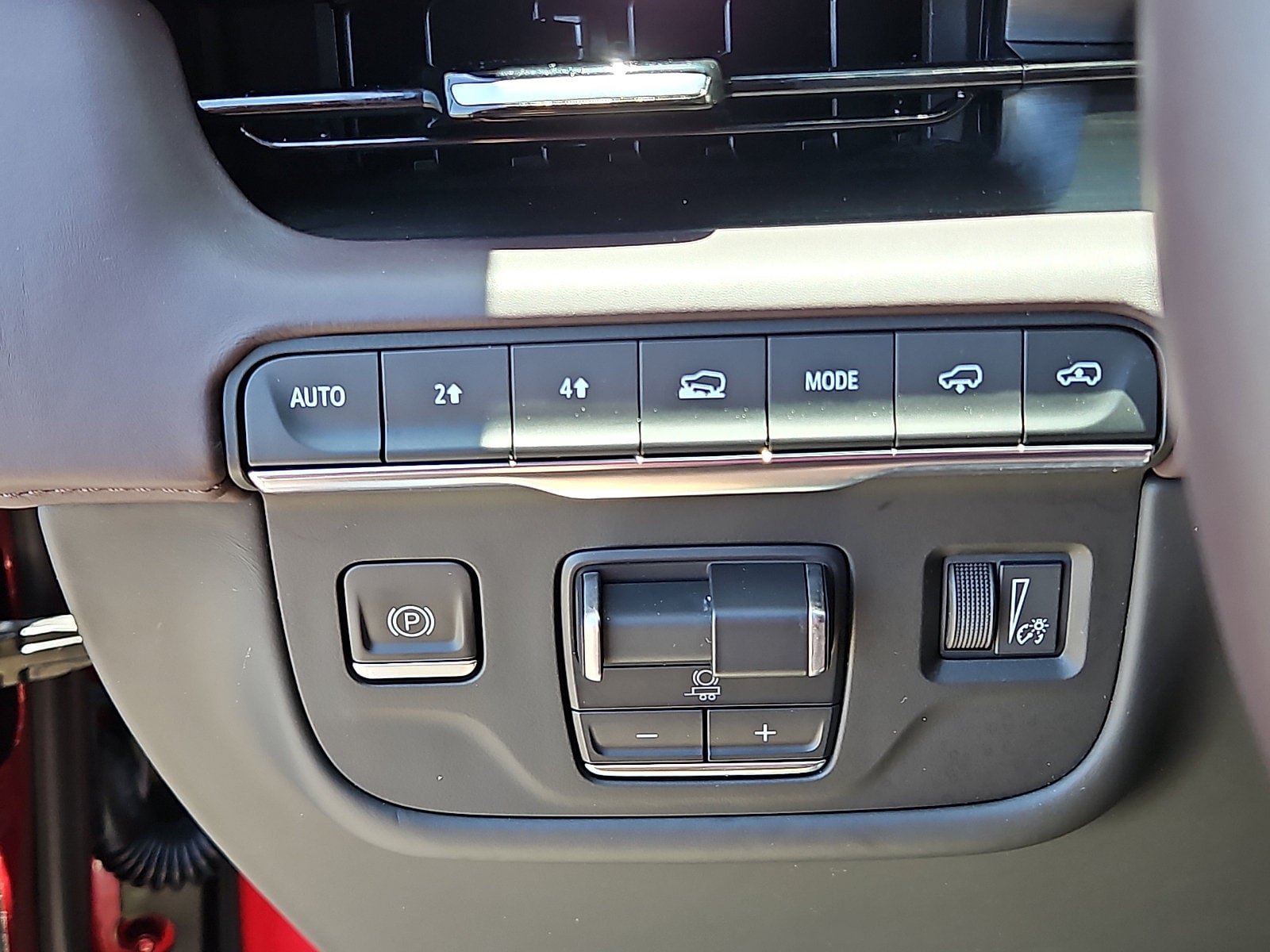 Certified 2023 Cadillac Escalade ESV Sport Platinum AWD/4WD image 16