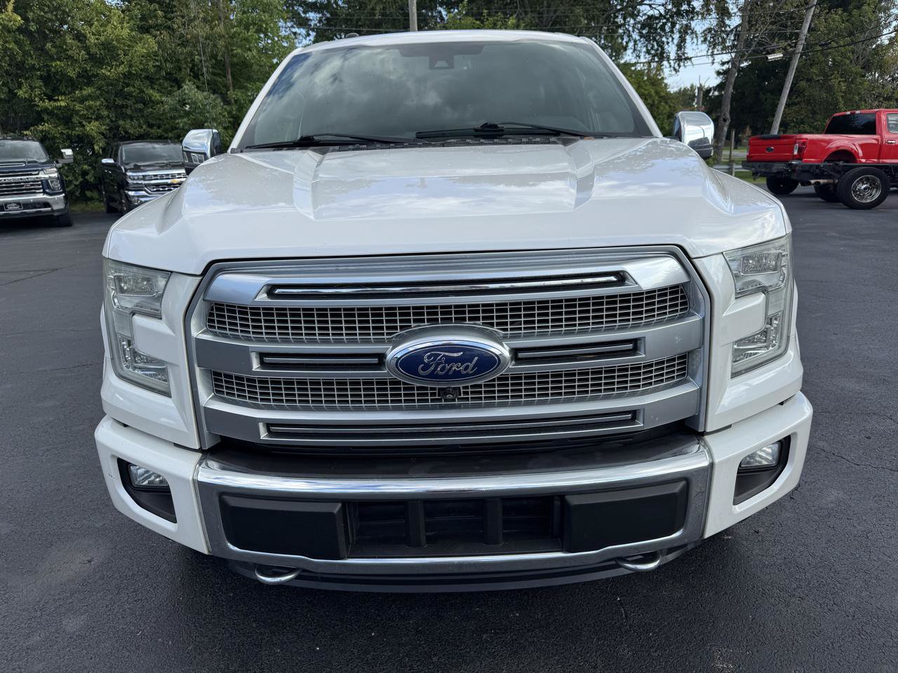Used 2016 Ford F150 Platinum w/ Equipment Group 701A Luxury AWD/4WD image 8