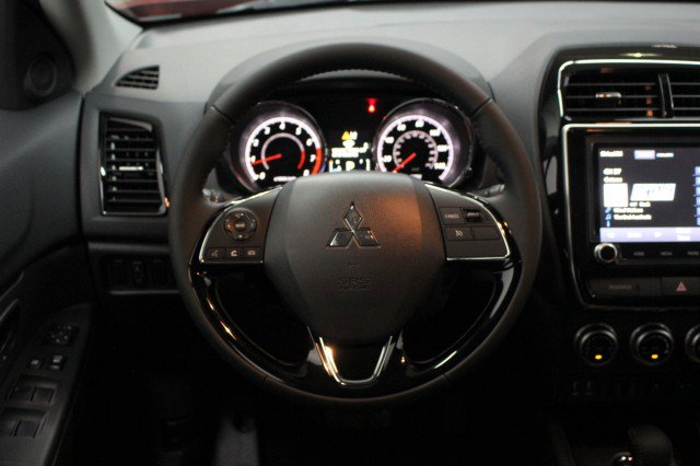 New 2026 Mitsubishi Outlander Sport LE AWD/4WD image 21