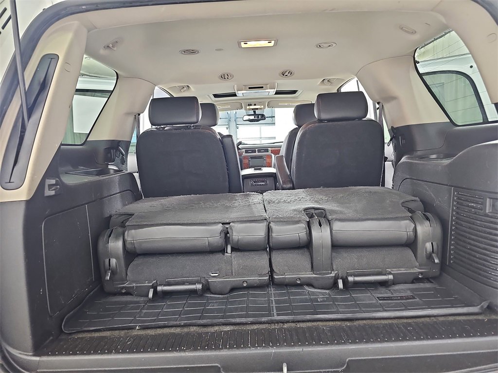 Used 2010 Chevrolet Tahoe LTZ image 18