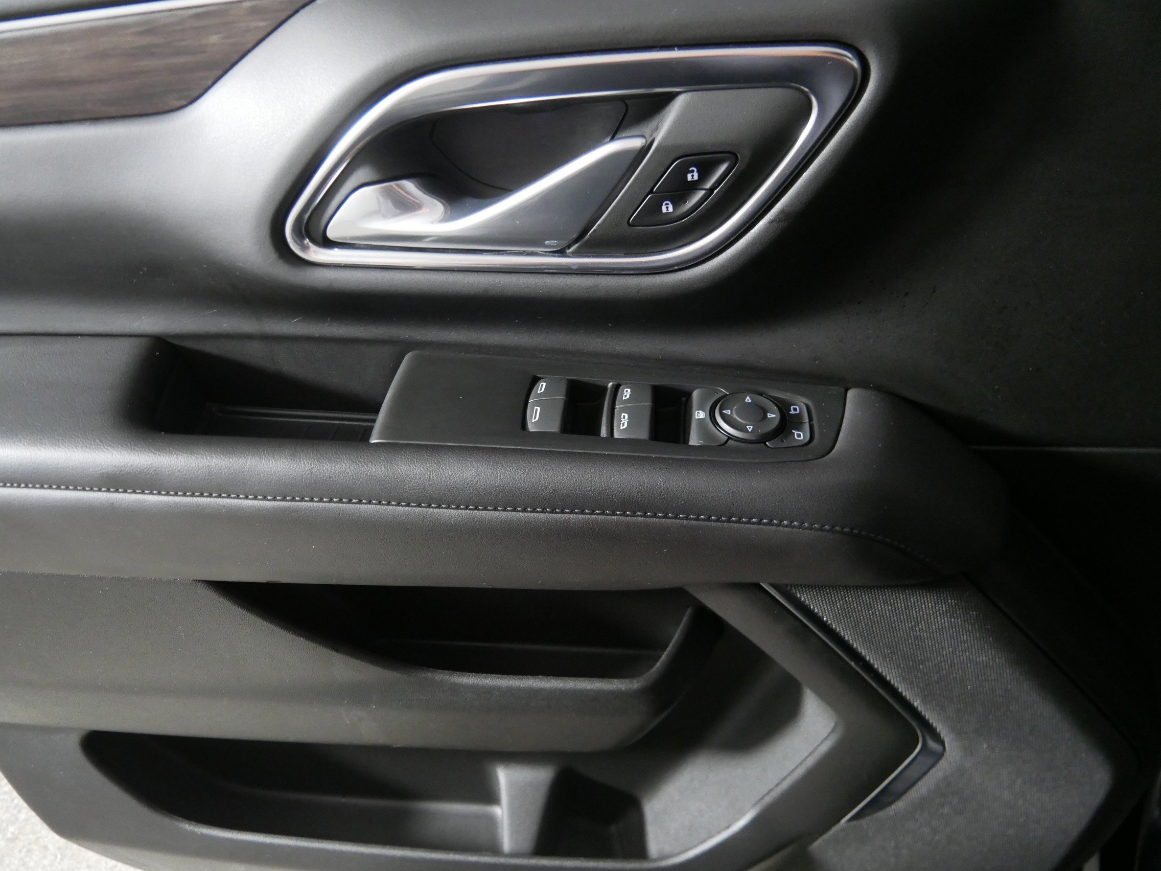 Used 2023 Chevrolet Tahoe LS image 19