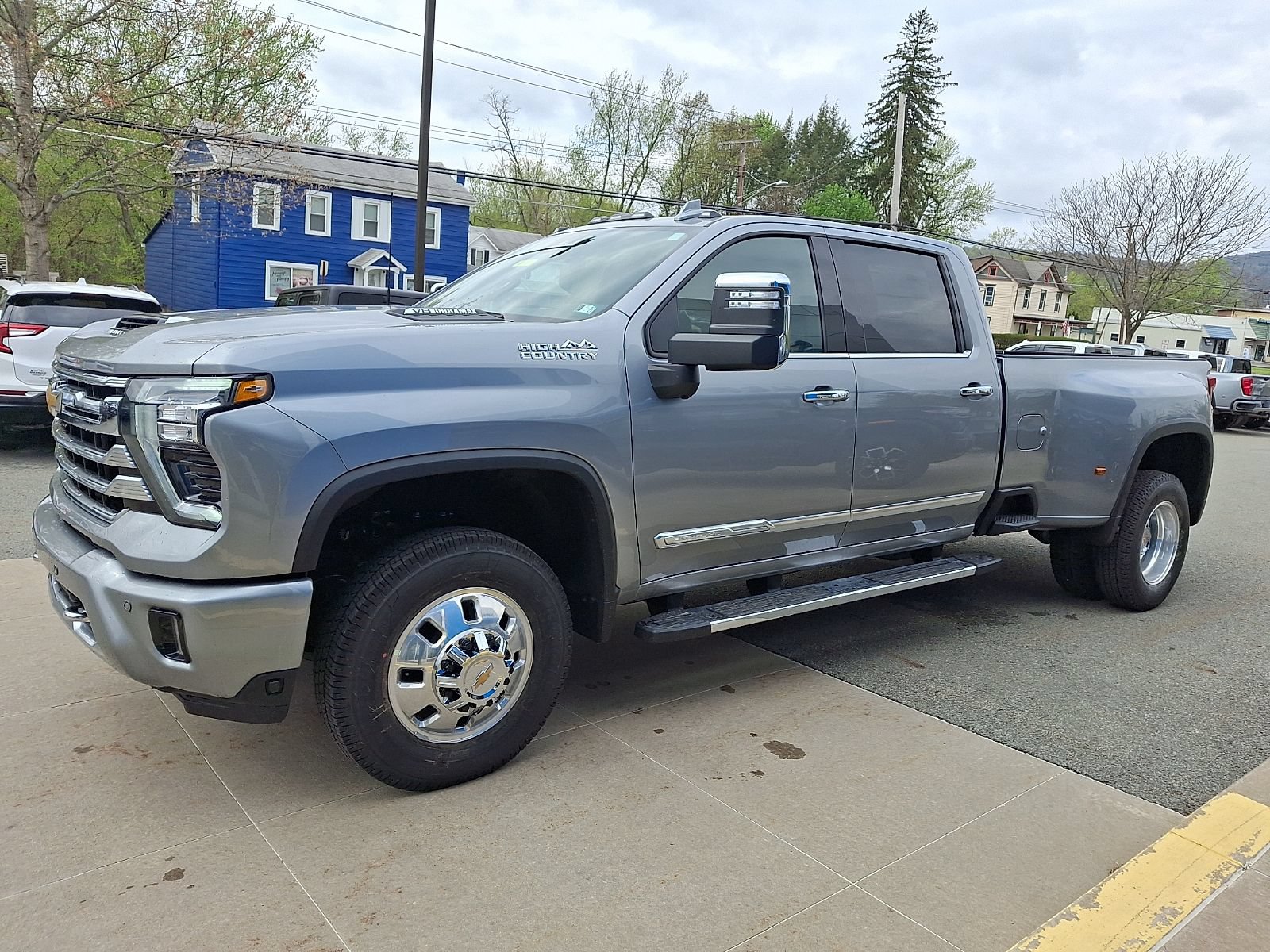 New 2026 Chevrolet Silverado 3500 High Country w/ Technology Package AWD/4WD image 3