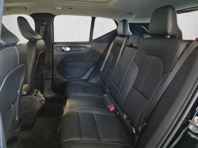 New 2026 Volvo XC40 B5 Core w/ Protection Package Premier AWD/4WD image 16