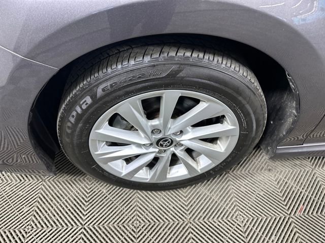 Used 2024 Toyota Camry SE image 10