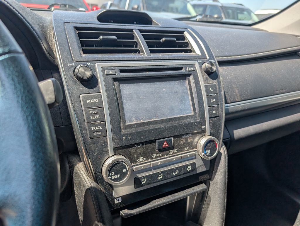 Used 2013 Toyota Camry SE image 15