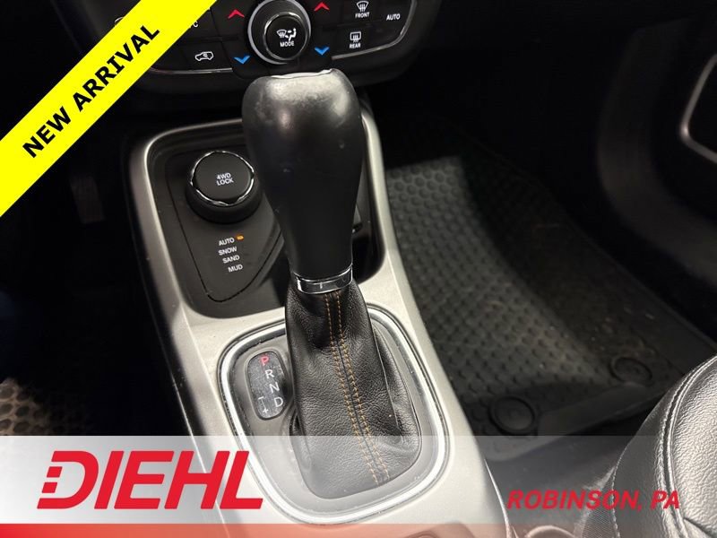 Certified 2019 Jeep Compass Latitude w/ Cold Weather Group image 29