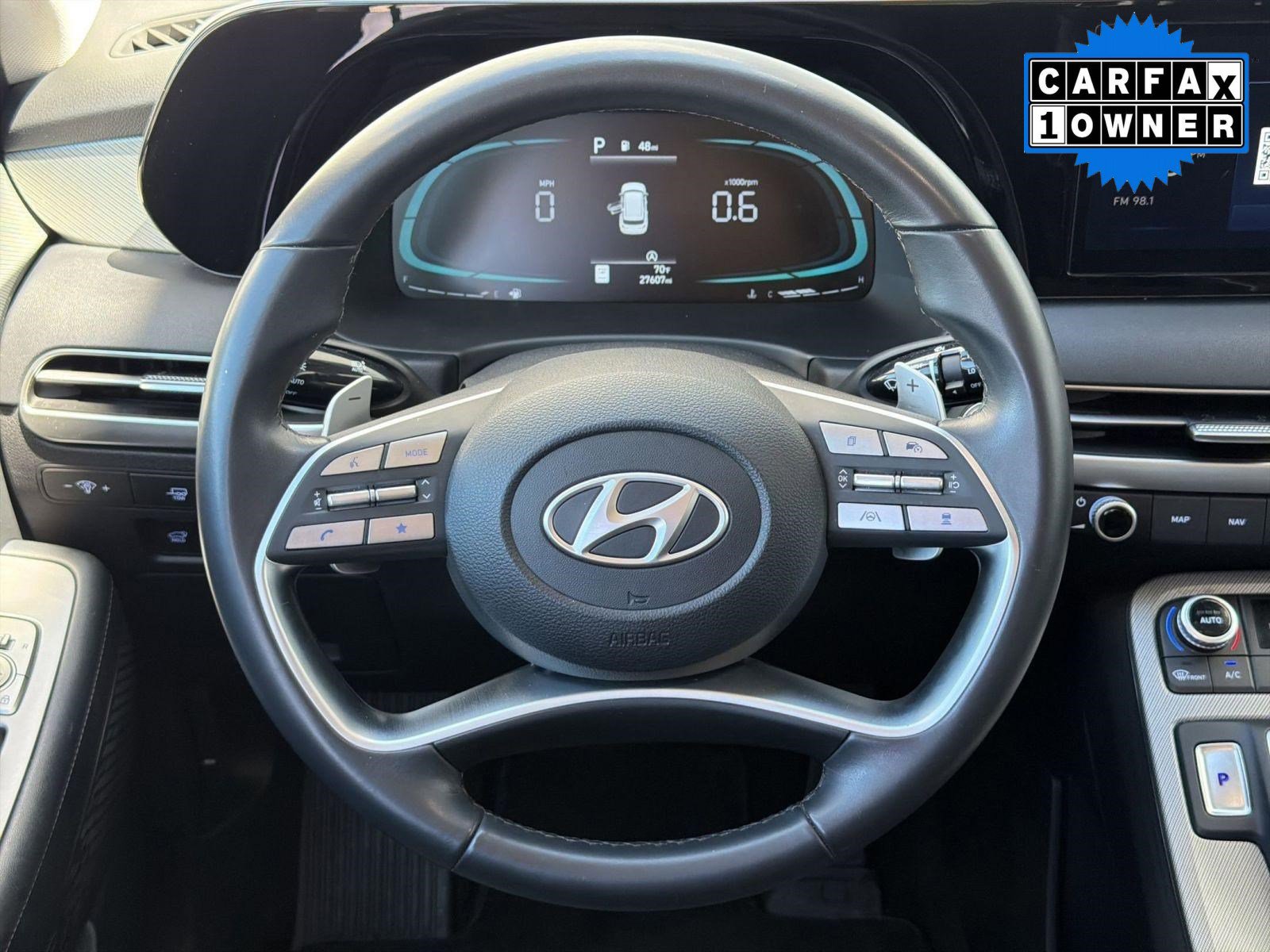 Used 2023 Hyundai Palisade SEL AWD/4WD image 16
