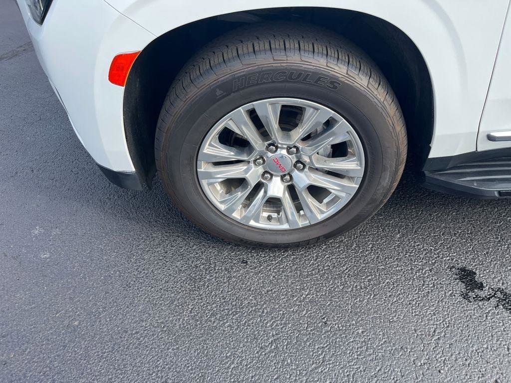 Used 2023 GMC Yukon Denali image 33