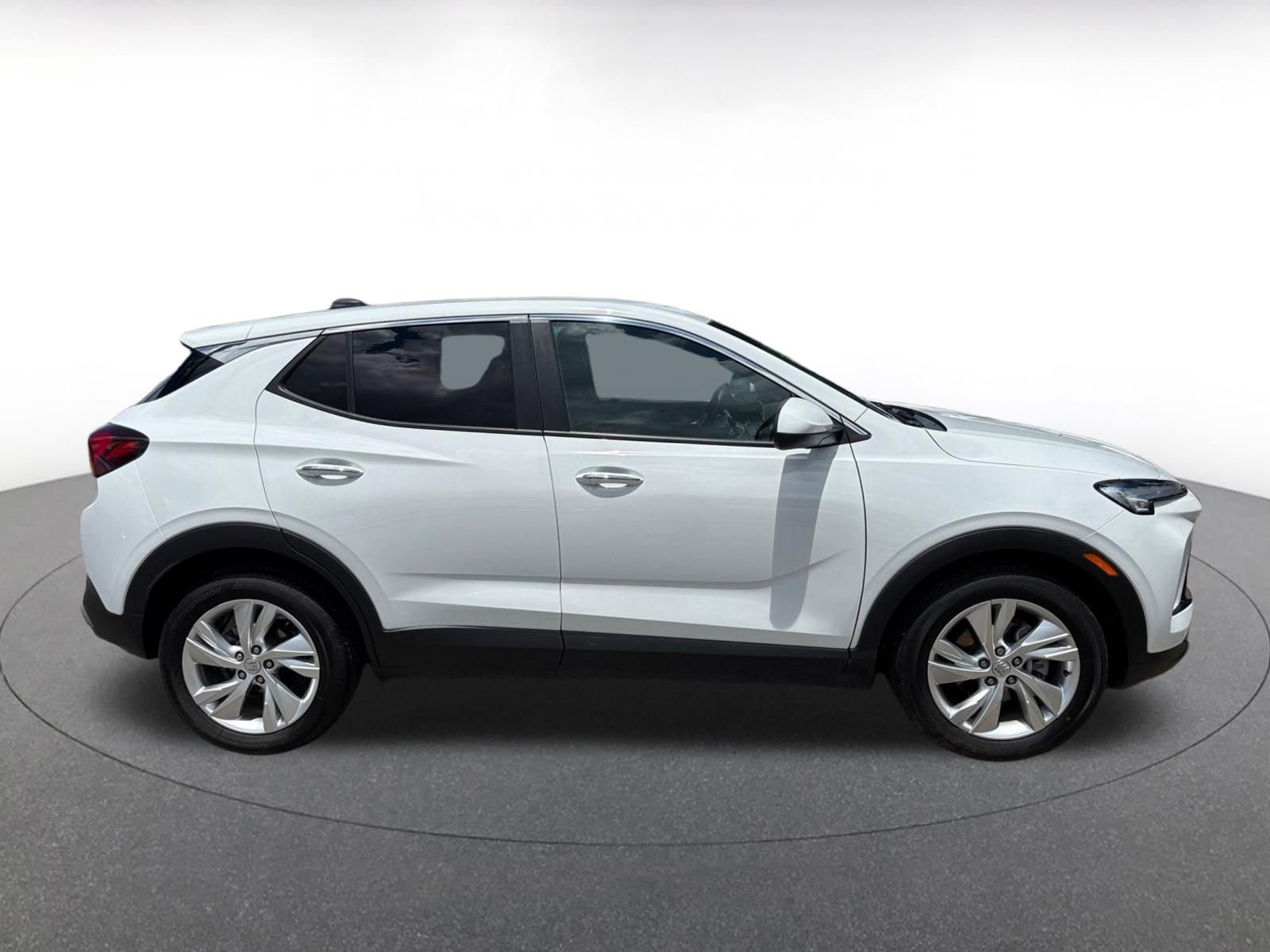 Used 2025 Buick Encore GX Preferred FWD image 15