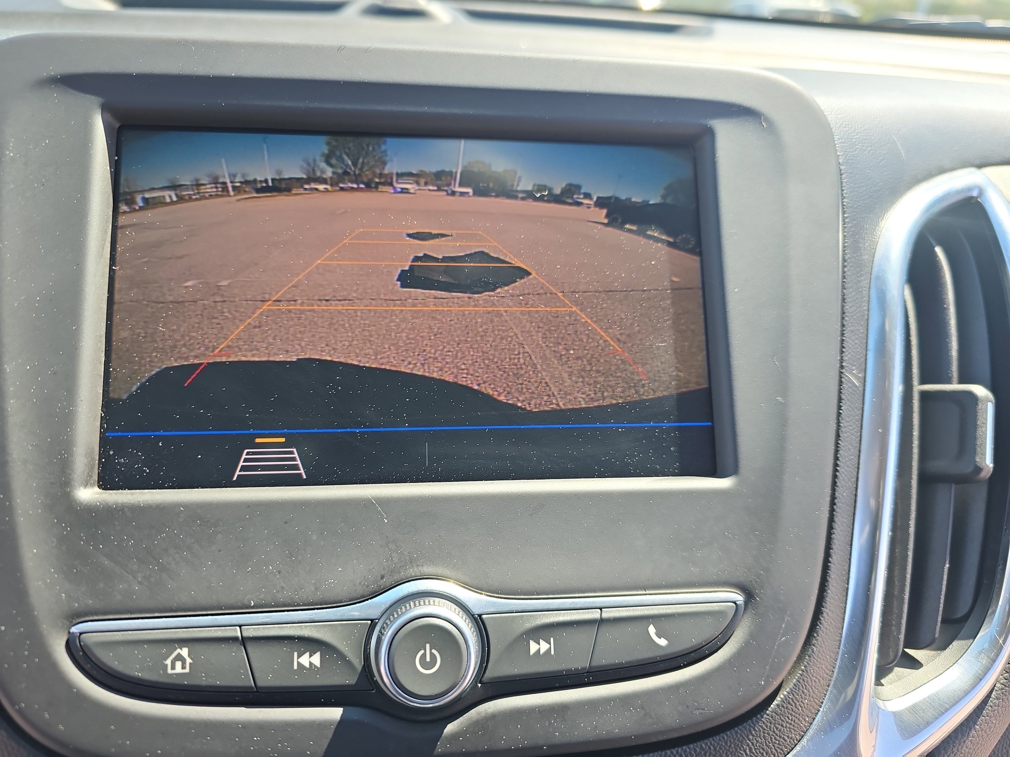 Used 2021 Chevrolet Equinox LT image 22