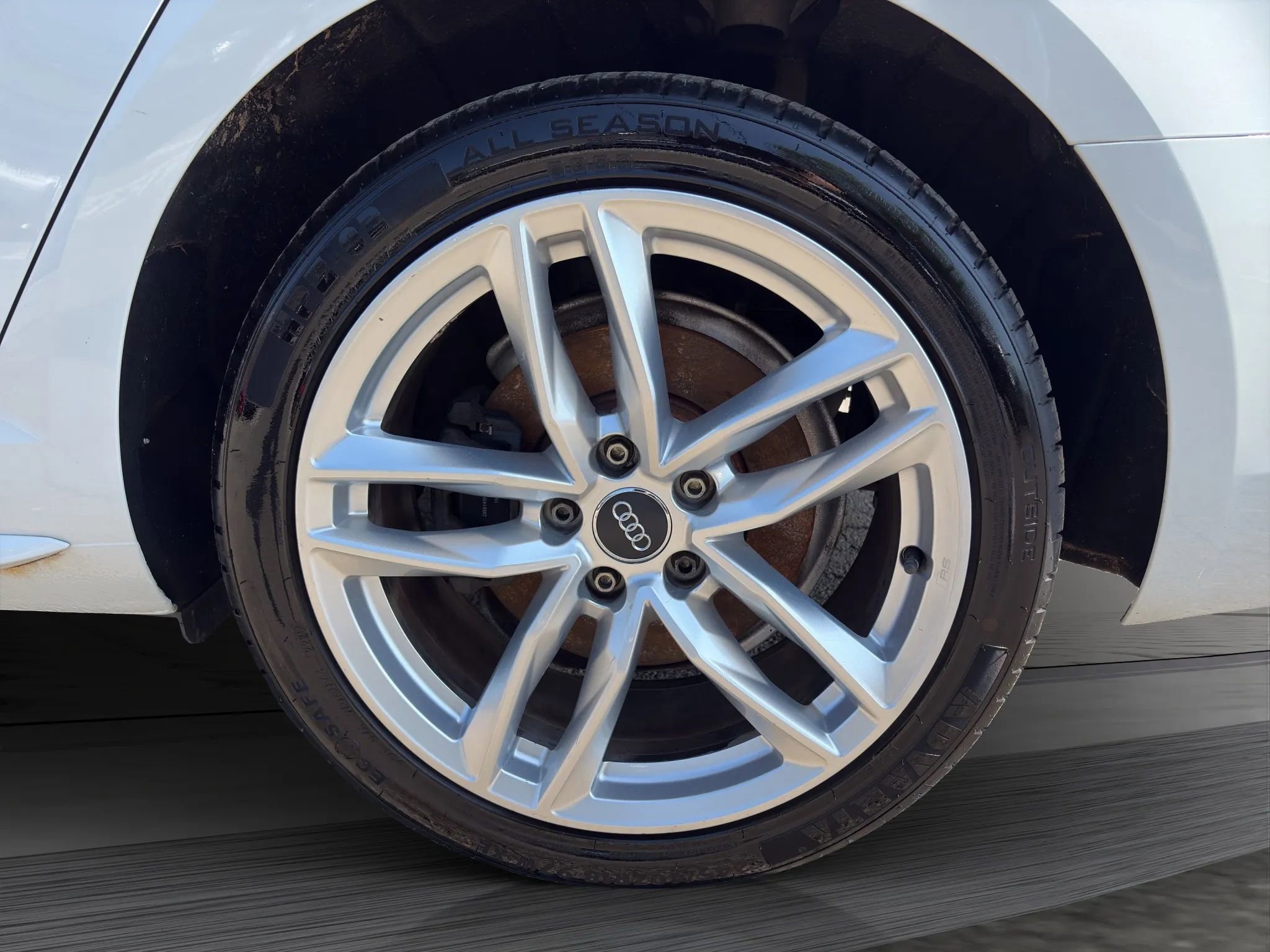 Used 2017 Audi A4 2.0T Ultra Premium w/ Convenience Package FWD image 26