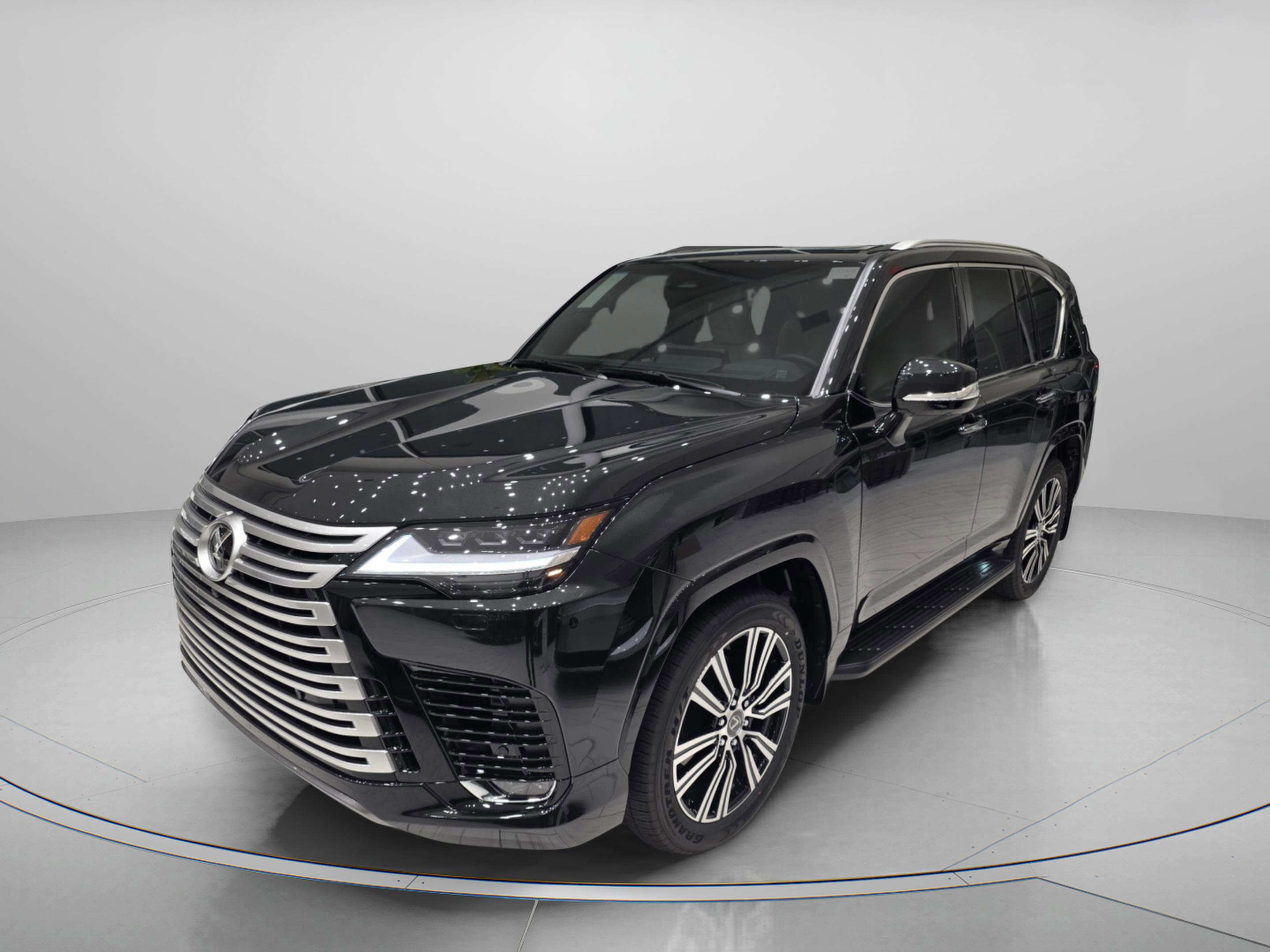 New 2026 Lexus LX 600 4WD w/ Luxury Package image 2
