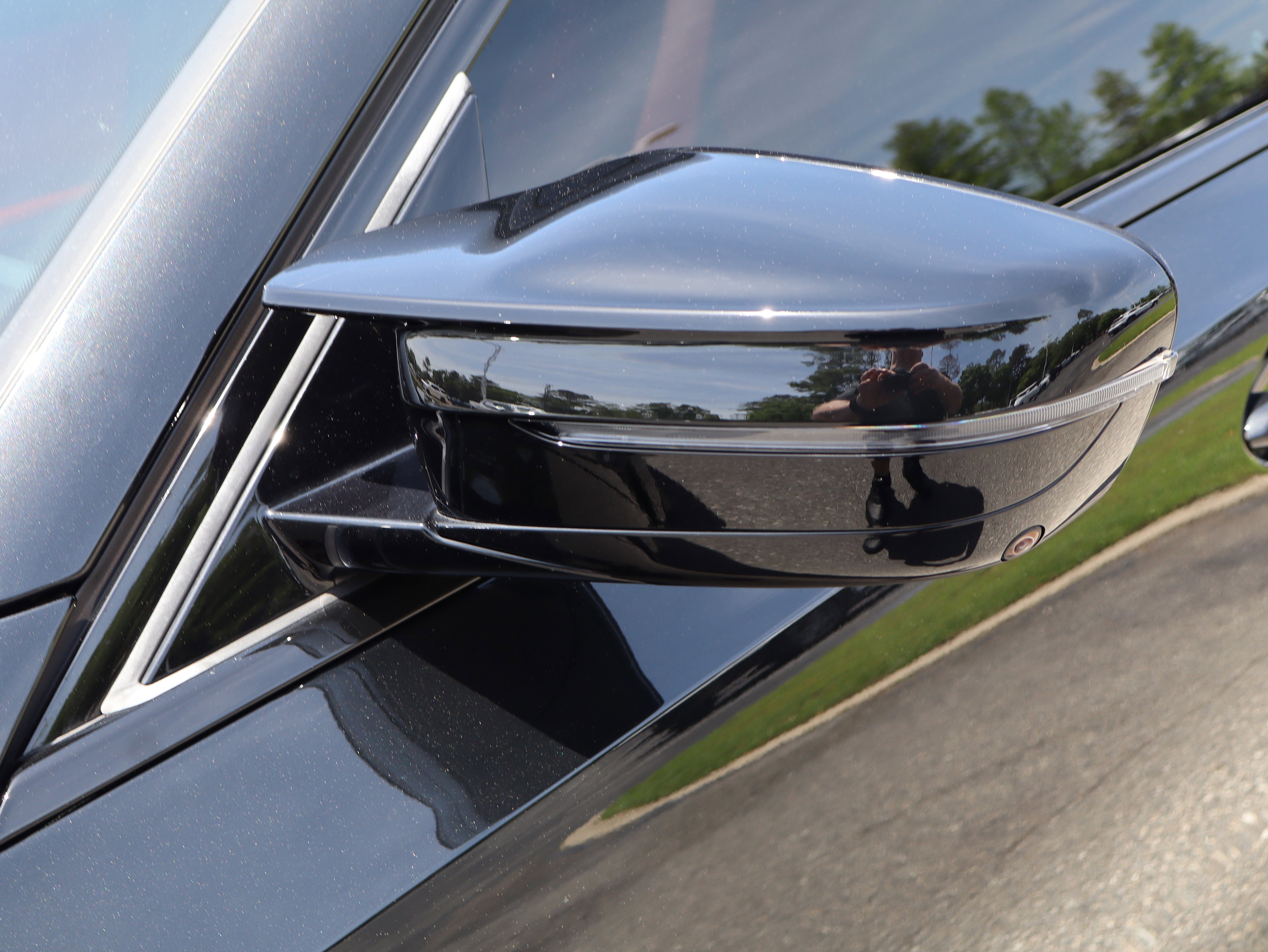 Used 2025 BMW M3 Competition w/ Executive Package image 16