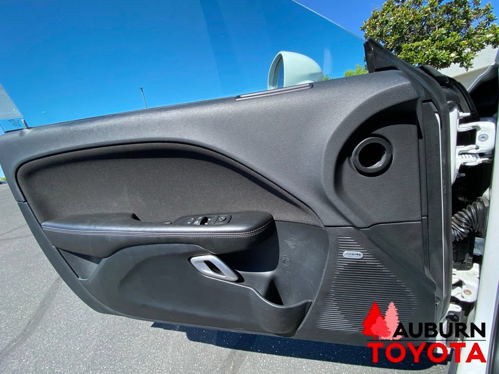 Used 2016 Dodge Challenger R/T Scat Pack w/ Driver Convenience Group RWD image 22
