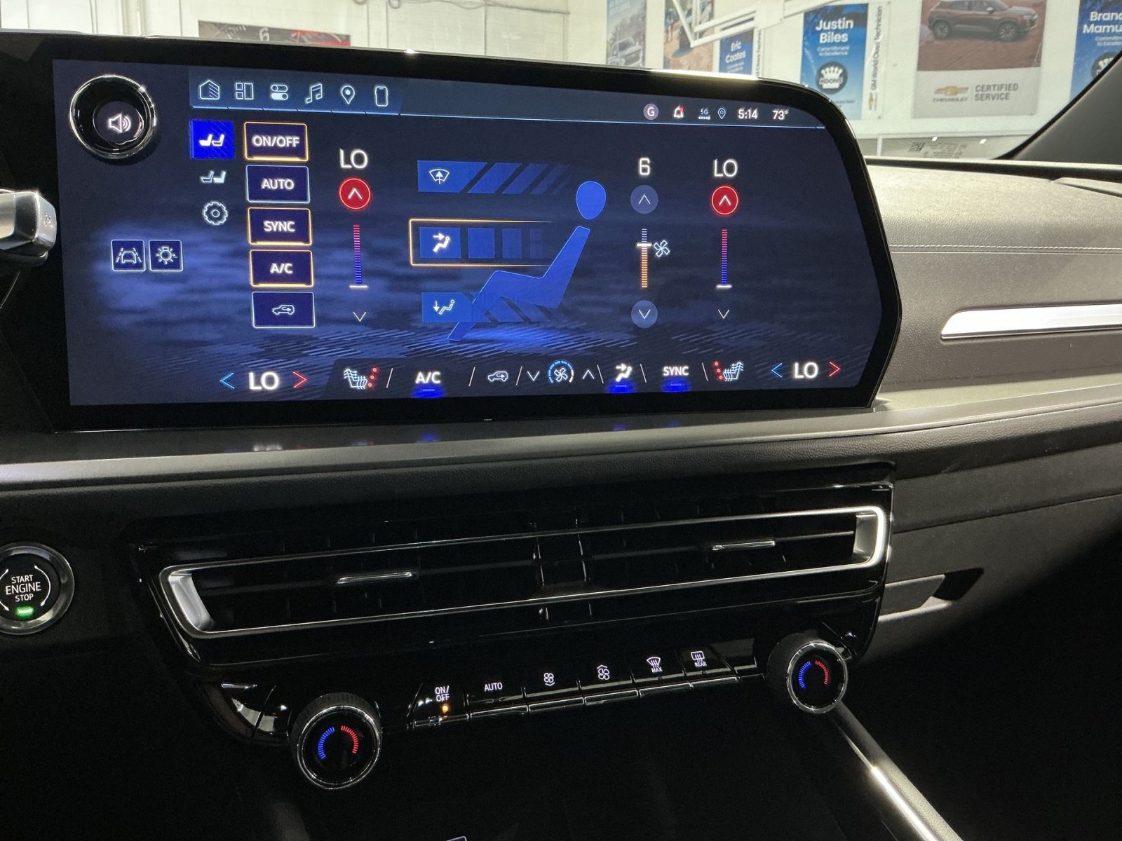 New 2026 Chevrolet Traverse LT w/ Driver Confidence Package FWD image 22