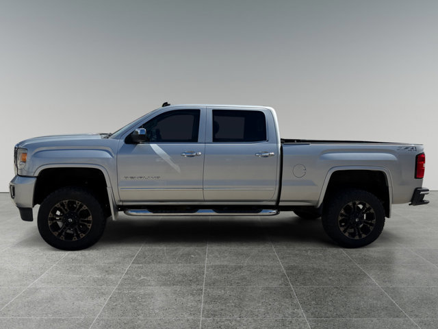 Used 2015 GMC Sierra 2500 Denali w/ Suspension Package, Off-Road AWD/4WD image 2