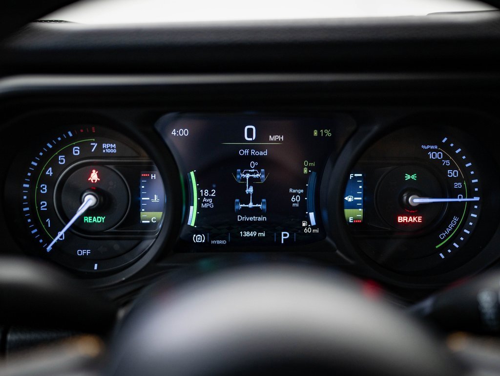 Used 2024 Jeep Wrangler Unlimited w/ Convenience Group image 30