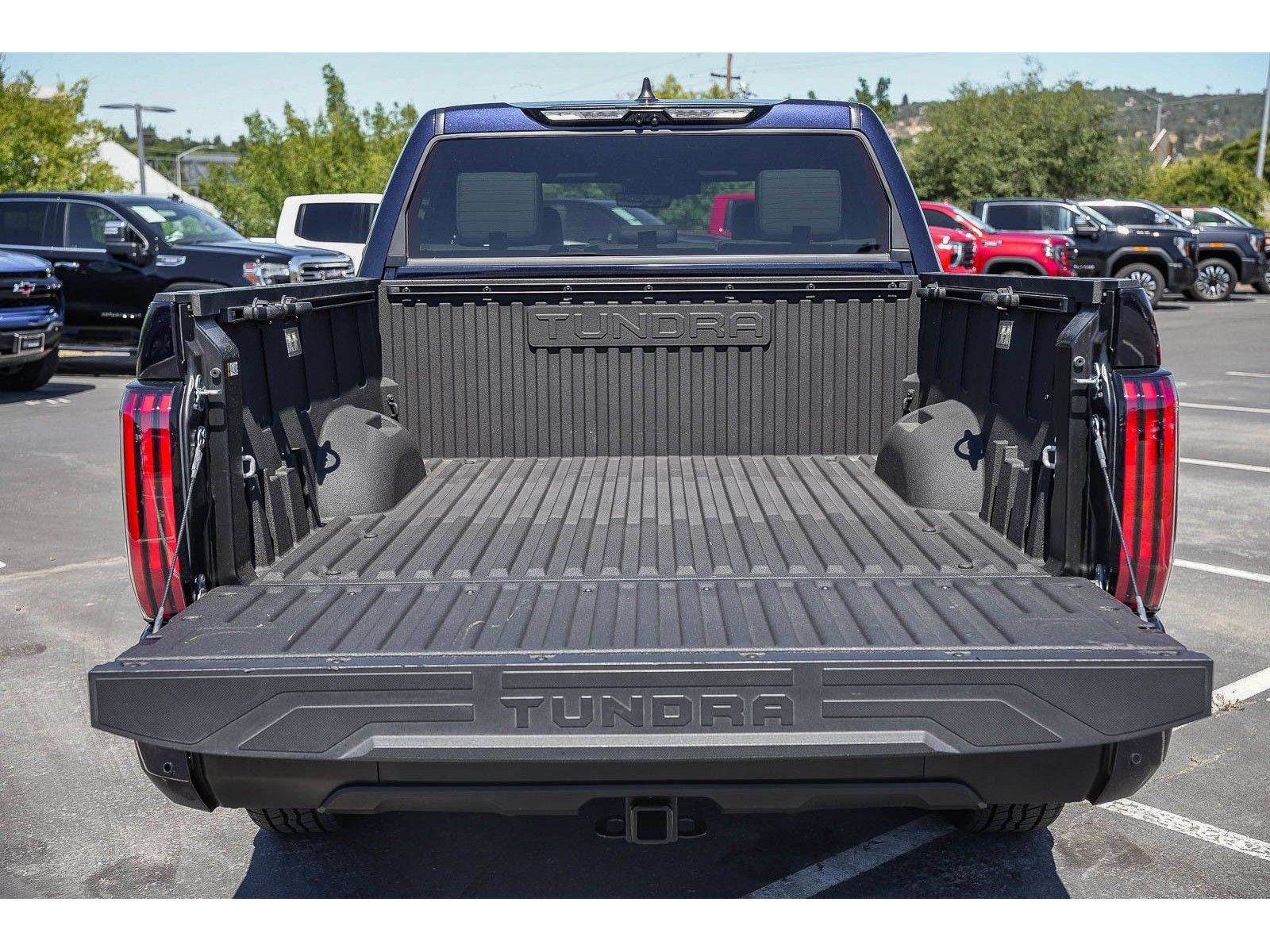Used 2025 Toyota Tundra Limited w/ TRD Off-Road Package AWD/4WD image 25