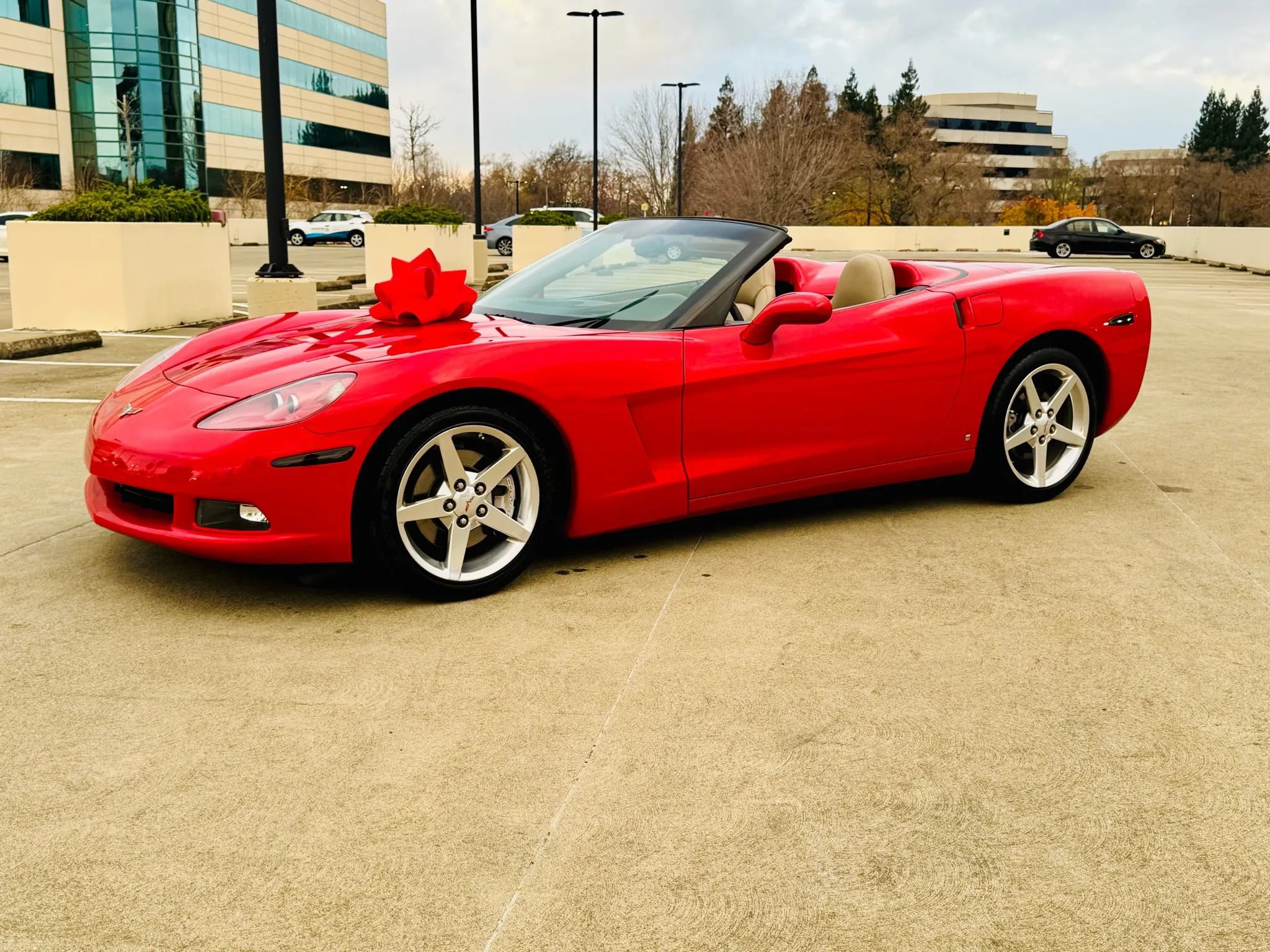 Used 2006 Chevrolet Corvette Convertible w/ Preferred Equipment Group RWD image 10