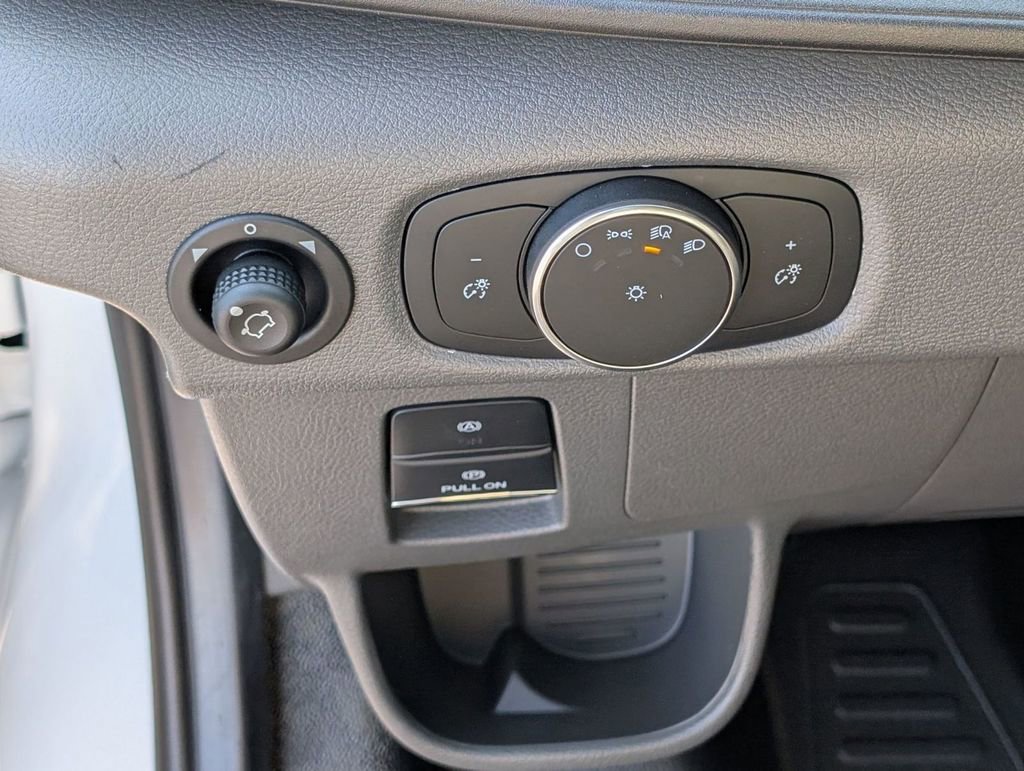 New 2026 Ford Transit 250 148 Medium Roof w/ Load Area Protection Package image 19