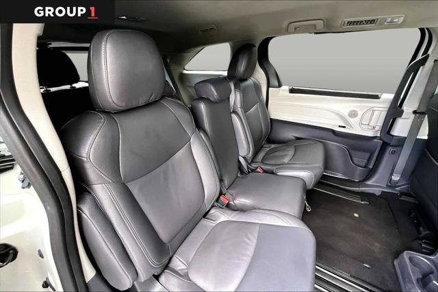 Certified 2023 Toyota Sienna LE FWD image 20