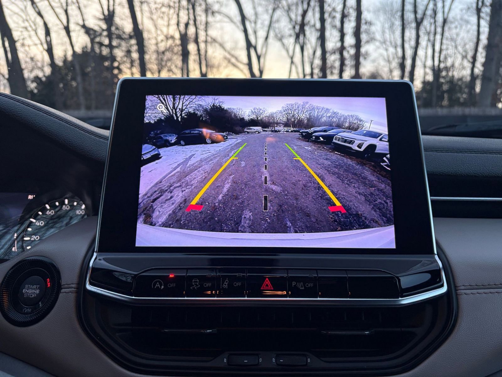 Used 2025 Jeep Compass Limited image 21