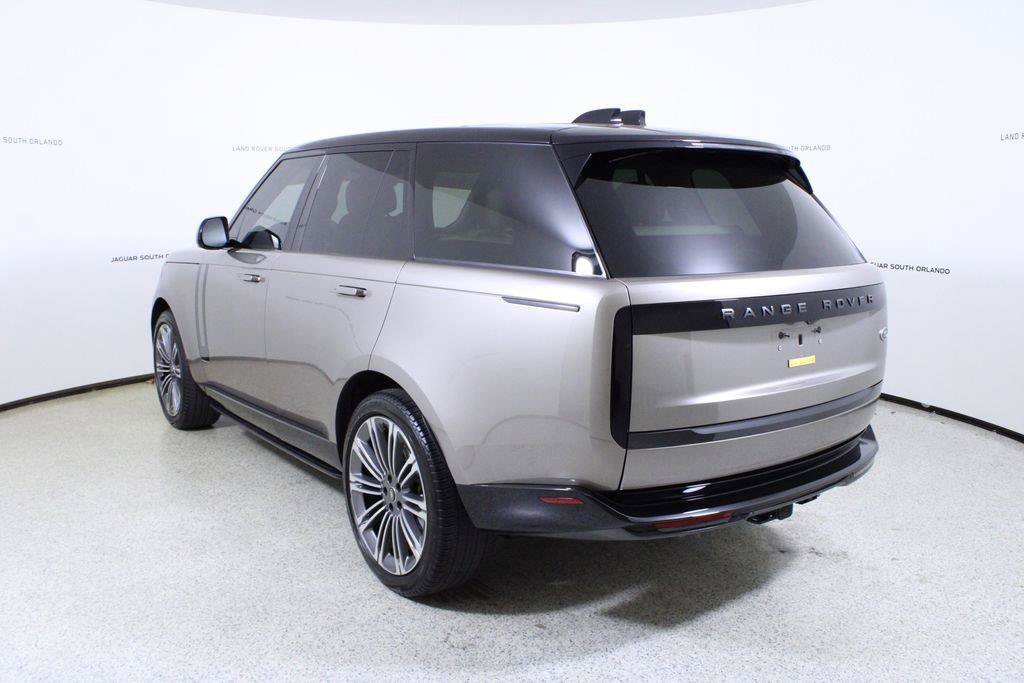 Used 2023 Land Rover Range Rover SE AWD/4WD image 5