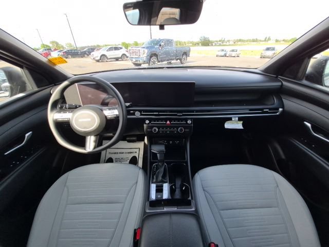 Used 2025 Hyundai Santa Cruz SE AWD/4WD image 21