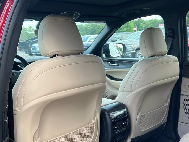 New 2026 Jeep Grand Cherokee L Limited w/ Limited Altitude Package AWD/4WD image 37