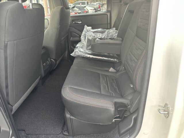 Used 2025 Nissan Frontier PRO-4X w/ Pro Convenience Package image 5