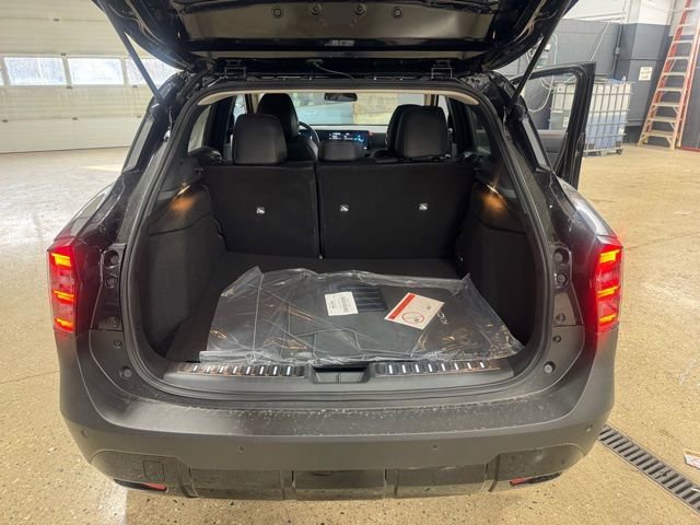 New 2026 Nissan Kicks SR w/ SR Premium Package image 26