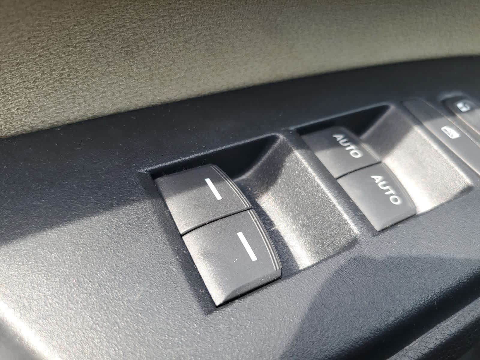 Used 2019 Honda CR-V EX image 24