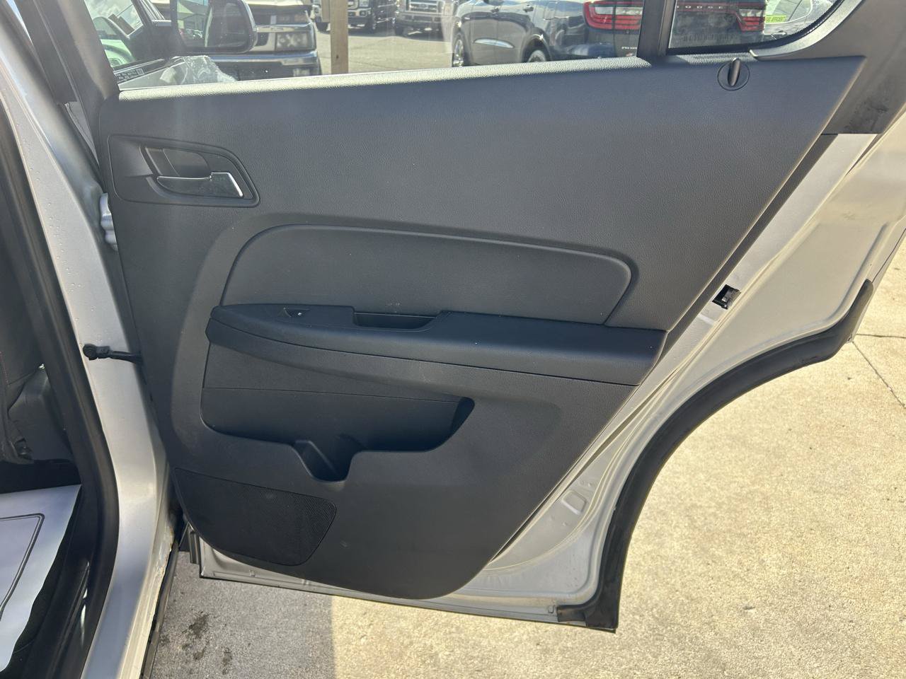 Used 2015 Chevrolet Equinox LT w/ Driver Convenience Package FWD image 15