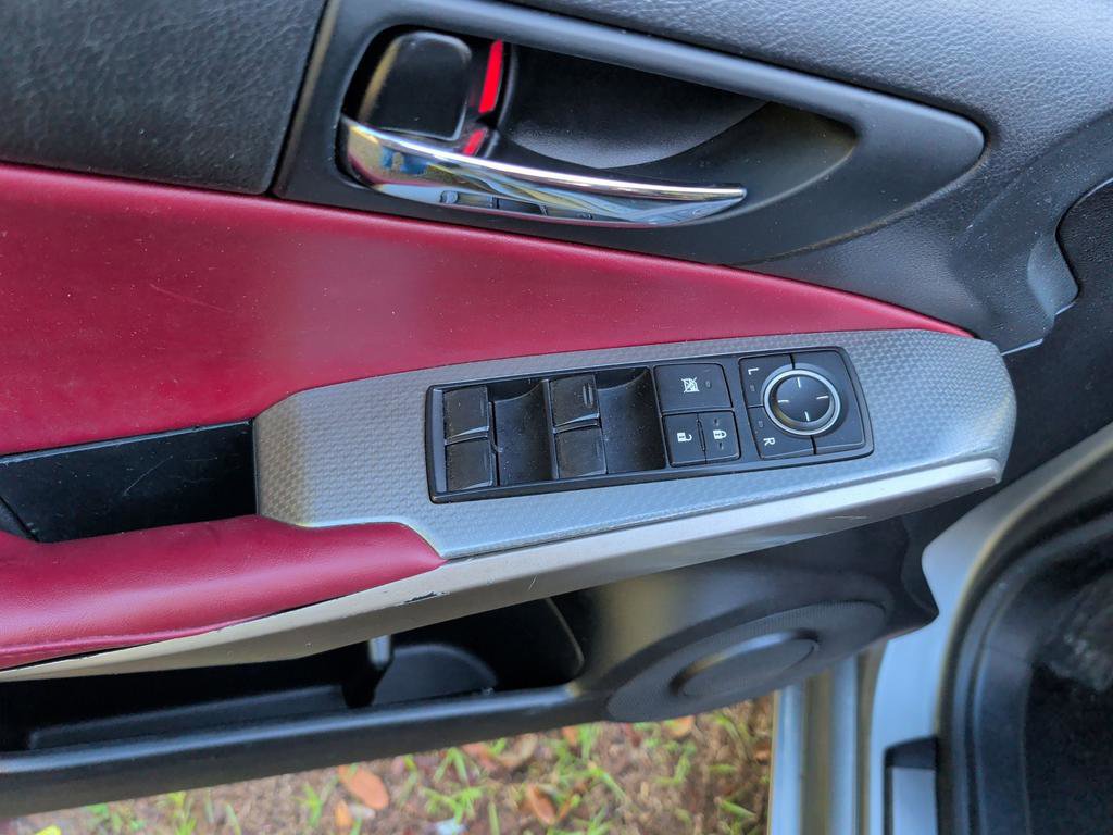 Used 2016 Lexus IS 200t w/ F Sport Package image 38