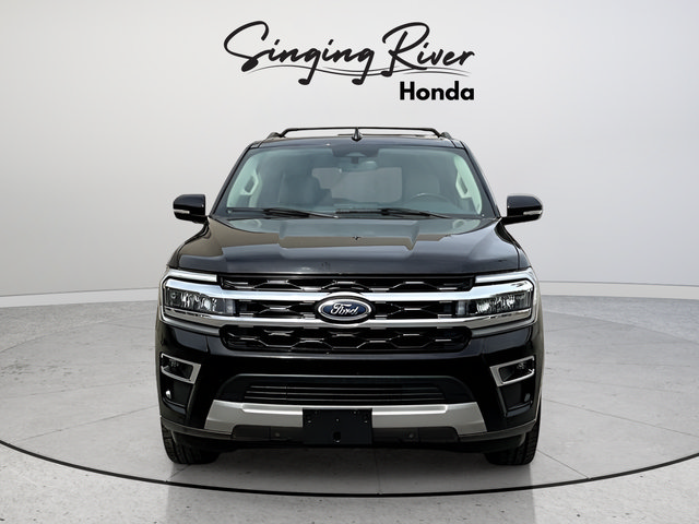 Used 2024 Ford Expedition Limited AWD/4WD image 2