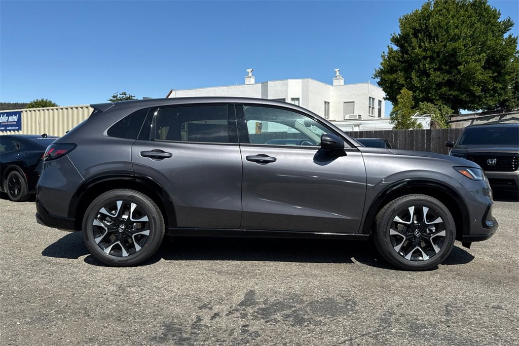 New 2026 Honda HR-V EX-L image 3