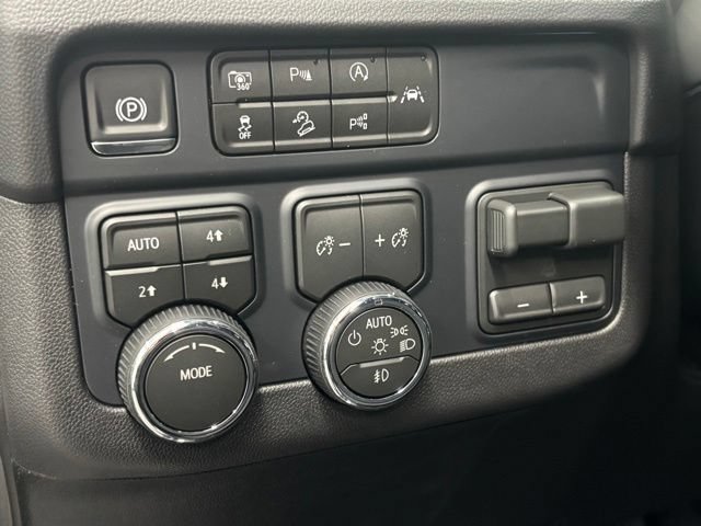 New 2026 Chevrolet Tahoe Premier AWD/4WD image 20