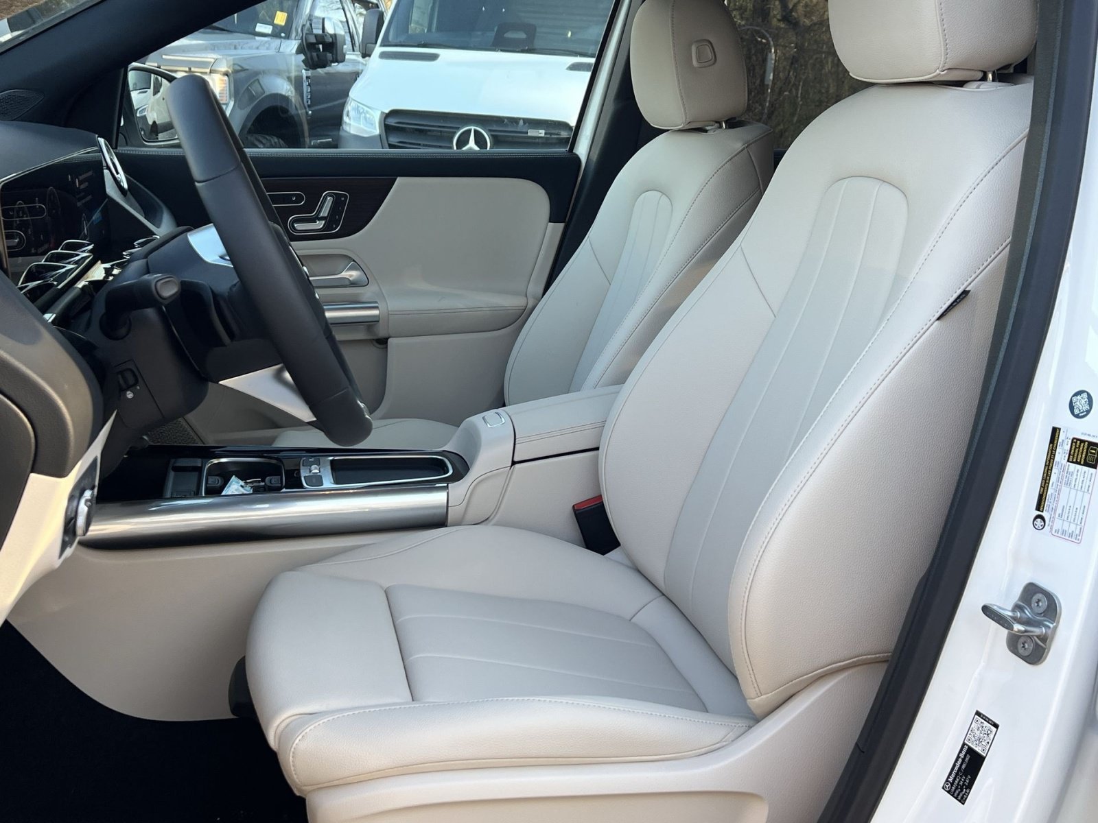 New 2026 Mercedes-Benz GLA 250 4MATIC image 11