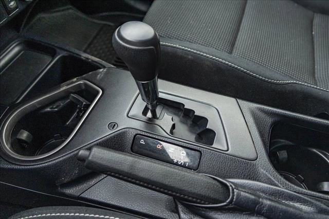 Used 2018 Toyota RAV4 LE image 20