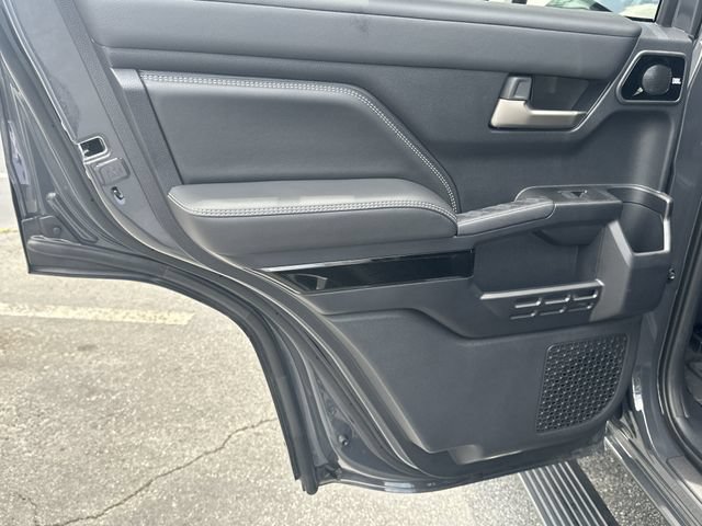 Certified 2025 Toyota 4Runner Limited AWD/4WD image 11