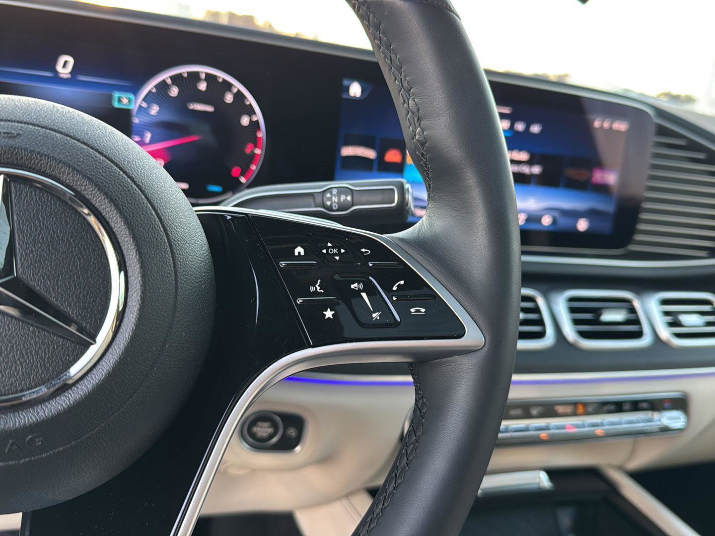 Used 2024 Mercedes-Benz GLE 350 4MATIC image 19