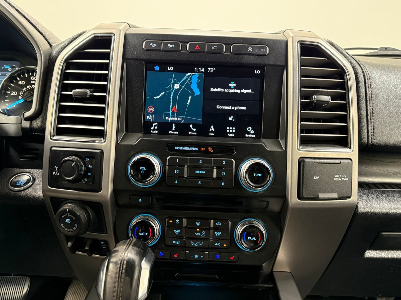 Used 2018 Ford F150 Platinum w/ Equipment Group 701A Luxury image 31