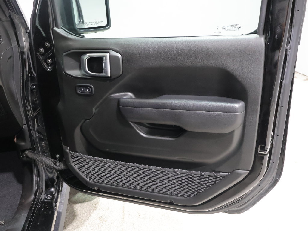 Used 2023 Jeep Gladiator Sport AWD/4WD image 21