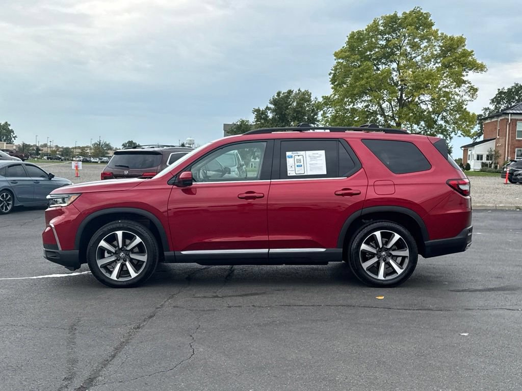 Certified 2025 Honda Pilot Elite image 4
